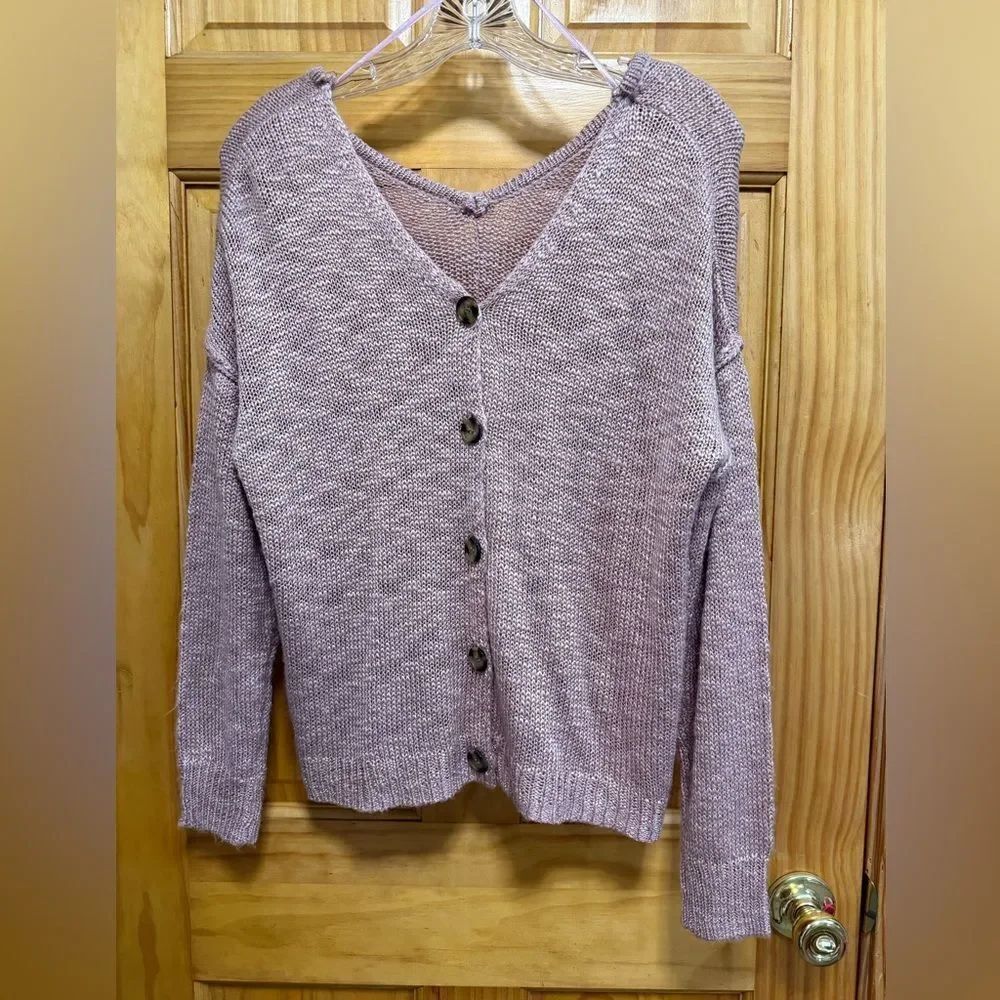 Pink Rose blush size M Cardigan Sweater V-Neck Long Sleeve